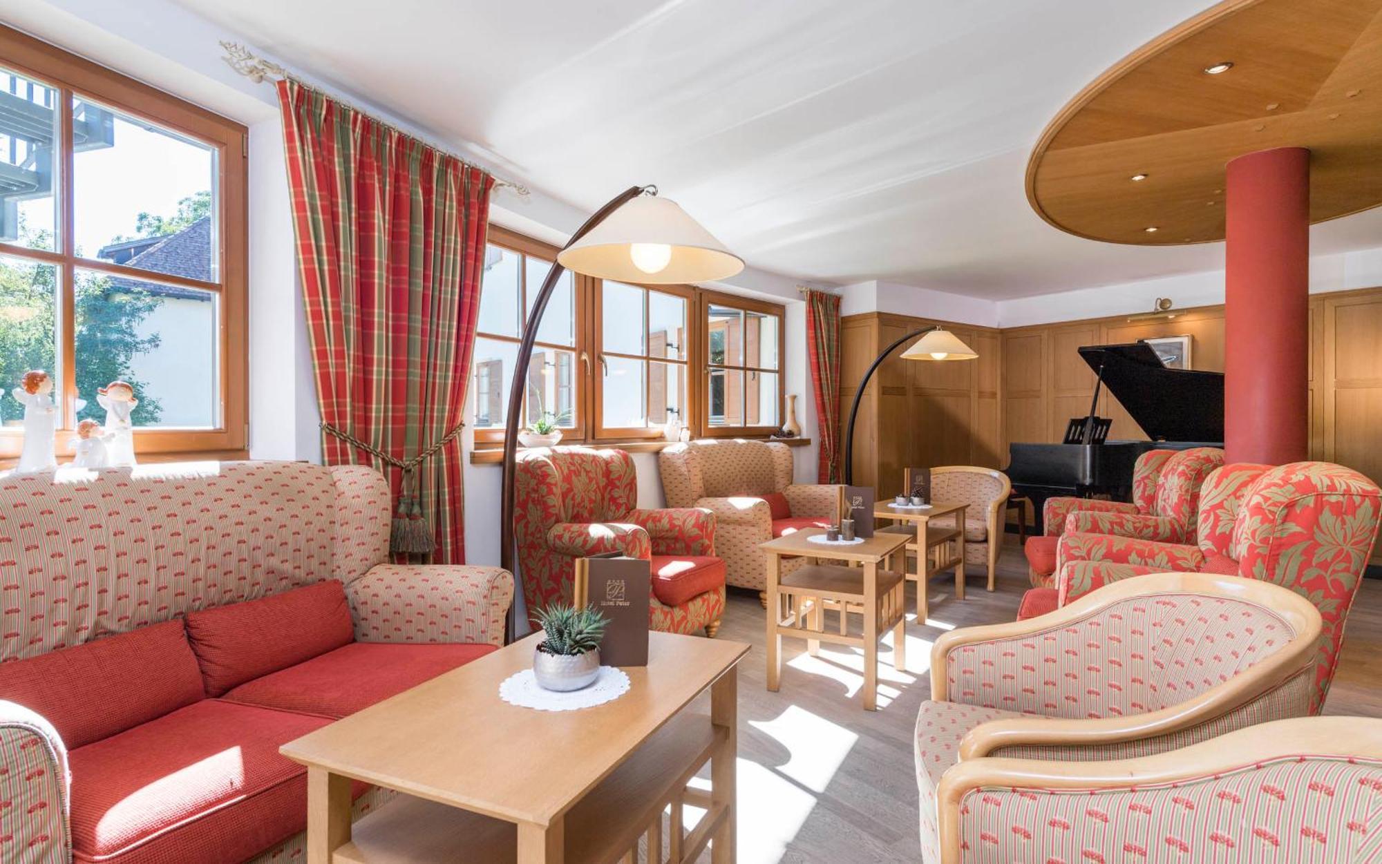 Hotel Peter 피터스버그 외부 사진
